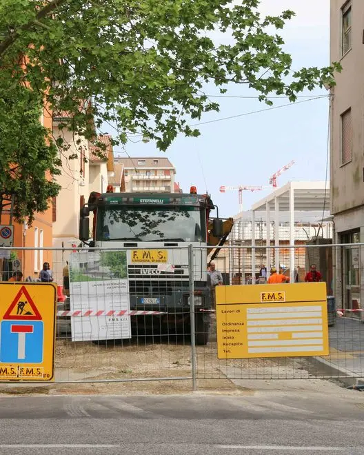 Foto Agenzia Candussi/ Chiarin/ Mestre, via Ortigara/ Lavori di ampliamento dell'hotel Plaza