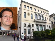 L'assessore comunale di Venezia Renato Boraso e palazzo Poerio Papadopoli