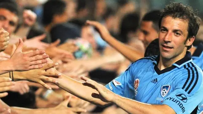 (FILE) Sydney FC's Alessandro Del Piero celebrates with the Sydney FC fans after their round 13 A-League win against the Central Coast Mariners at Allianz Stadium in Sydney, Australia, 27 December 2012. .ANSA/DEAN LEWINS