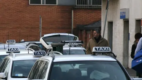 PELLICANI MESTRE 09/01/08 taxi Stazione FS © Bertolin M.
