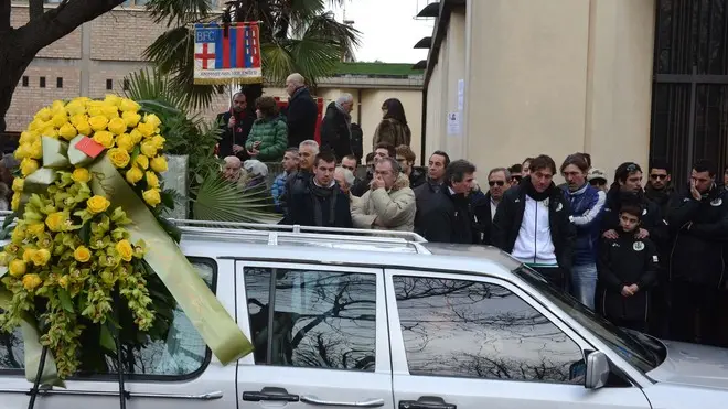 Cruccu Interpress/Tagliapietra Venezia 05.12.2012.- Funerale Mario Ardizzon. Chiesa di Sant'Ignazio, Lido di Venezia. Ex giocatori Venezia. Presente il Bologna calcio. Paolo Poggi, Nicola Marangon.