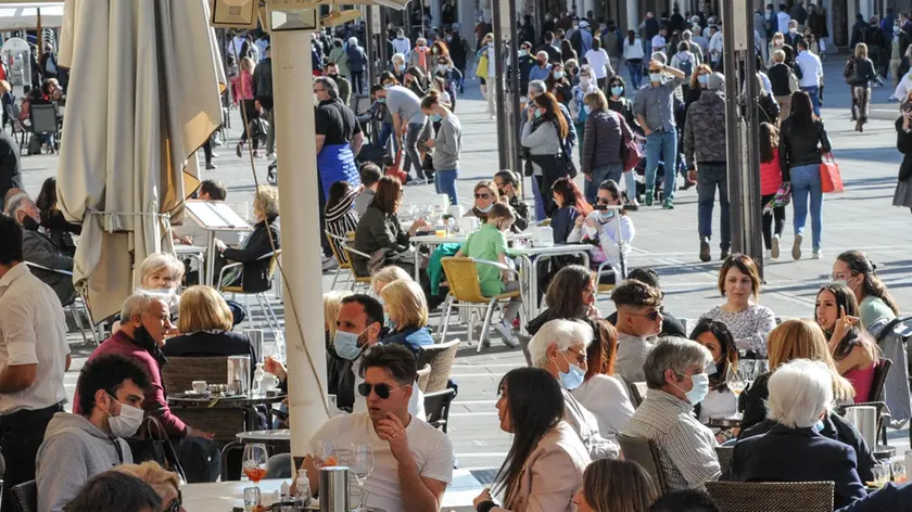 Pubblici esercizi in piazza Ferretto a Mestre