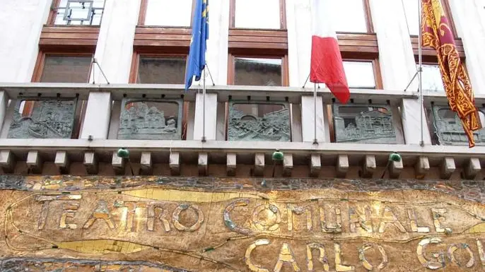 11.11.2004.- INAUGURAZIONE DELLA DECORAZIONE ARTISTICA DELLA FACCIATA DEL TEATRO GOLDONI. - INTERPRESS/IANNUZZI