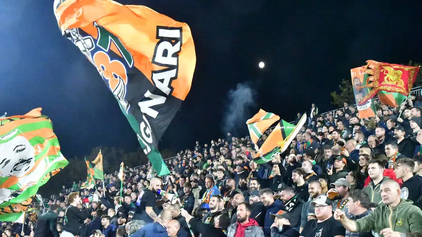Tifosi del Venezia allo stadio