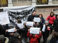 Interpress/Mazzega Pellicani Venezia, 23.01.2014.- "Igiene a scuola", Protesta genitori della Giacinto Gallina