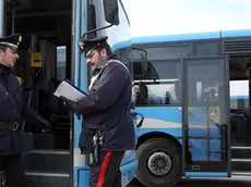 FERRO - ACCOLTELLAMENTO IN PIAZZALE BOSCHETTI. FERRO - ACCOLTELLAMENTO IN PIAZZALE BOSCHETTI.