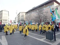 CARRAI - PROTESTA COMMESSE PIAZZA GARIBALDI