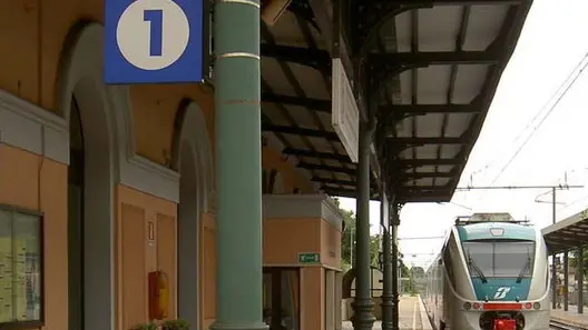 COLUCCI FGAVAGNIN SAN DONA DI PIAVE STAZIONE FERROVIA MARCIAPIEDI SCONNESSI