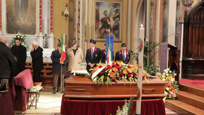 Funerale di Pietro Luigi Saga, ex comandante della polizia stradale, presso la chiesa di Carpenedo