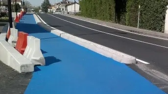 La pista ciclabile blu