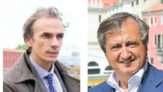 Il capogruppo pd Andrea Ferrazzi e il sindaco Luigi Brugnaro