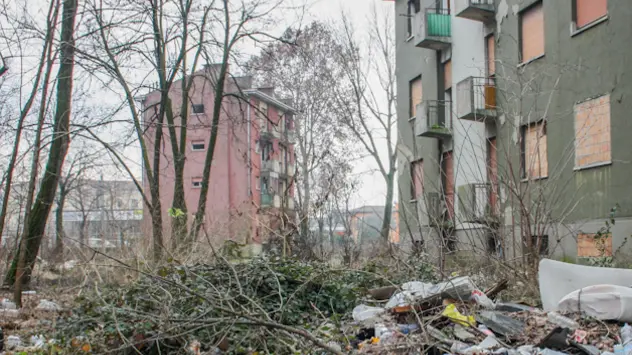 Il degrado nella zona delle Vaschette a Marghera.