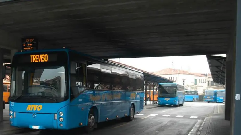 La stazione delle corriere di piazza IV Novembre a San Donà