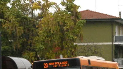 ZELARINO 17/10/2005 via Castellana tratta autobus ACTV Mestre Municipio....(C) Bertolin Matteo richiesto da LAZZARINI ZELARINO 17/10/2005 via Castellana tratta autobus ACTV Mestre Municipio