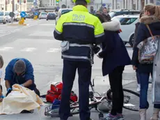 Borghesi Montebelluna incidente auto e bicicletta in corso Mazzini