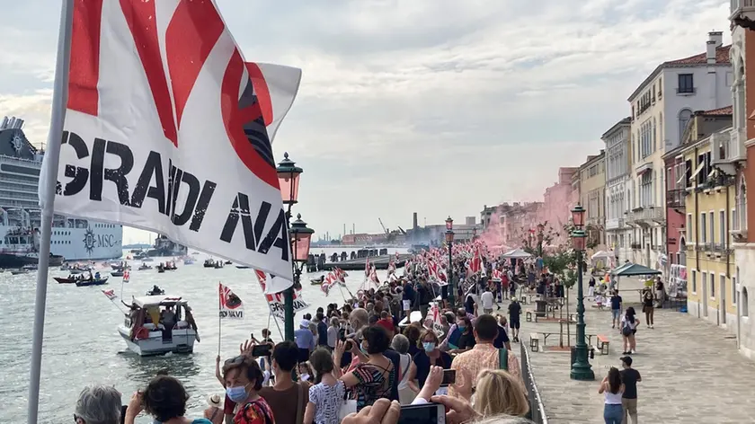 La manifestazione del comitato No Grandi Navi i primi di giugno
