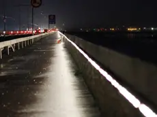 Nuove luci sul ponte della Libertà.