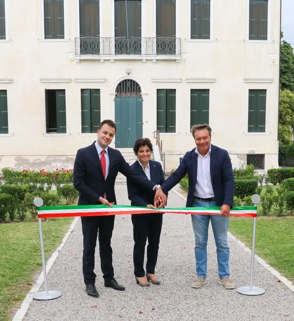 Foto Agenzia Candussi/ Furlan/ Mestre, via Circonvallazione/ Inaugurazione del giardino di villa Querini restaurato