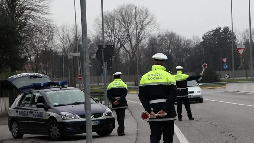 domenica ecologica a Spinea e controlli della polizia blocco traffico spinea