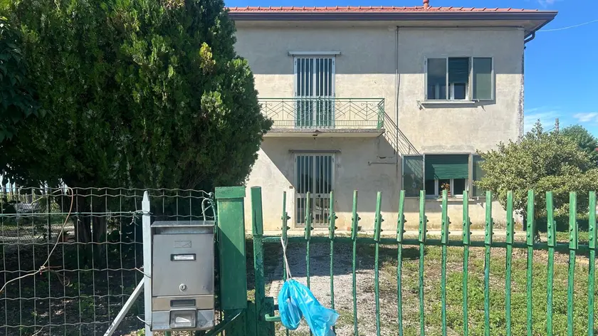 L'abitazione dell'anziano trovato morto in casa a Cinto Caomaggiore