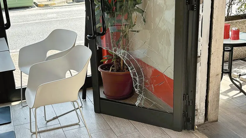 La spaccata alla pasticceria di Mestre