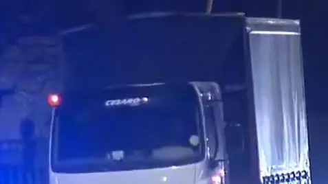 Il camion con dentro la Punto