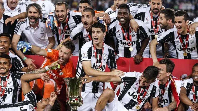 I festeggiamenti della Juventus per la vittoria della Coppa Italia