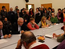 Incontro con sub commissario Zappalorto Vittorio e lavoratori comunali presso Municipio di Mestre, via Palazzo, Mestre