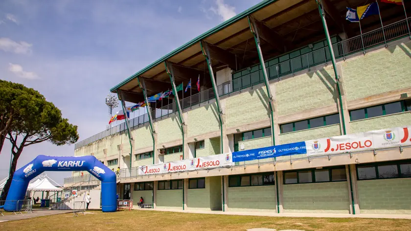 L'esterno dello stadio Picchi di Jesolo: importanti investimenti e migliorie in arrivo