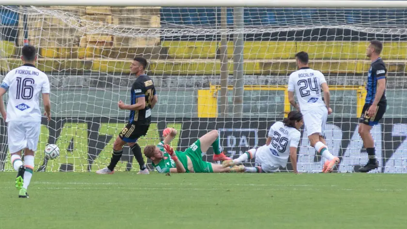 barsotti foto er pisa venezia maleh gol