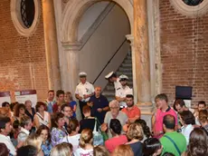 Interpress/Mazzega Venezia, 27.06.2016.- Cà Farsetti, sospesa l'Assemblea Sindacale.- Nella foto comunali ascoltano i loro rappresentanti.- intervento di Mario Ragno UIL