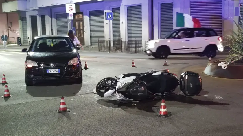 L'incidente auto-moto in via Circonvallazione