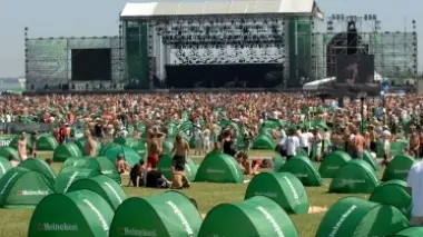 A San Giuliano il camping allestito l’anno scorso in attesa dei concerti rock