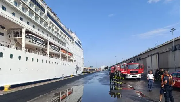 Incendio a bordo di nave da crociera a Venezia