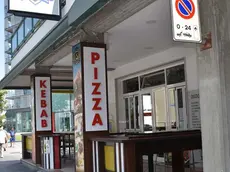 COLUCCI - DINO TOMMASELLA - JESOLO - IL KEBAB PIZZERIA DERUBATO NEI PRESSI DI PIAZZA MAZZINI