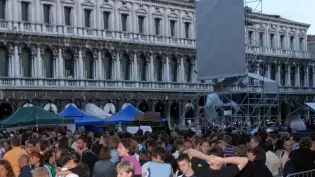 Spettatori in Piazza San Marco, ma il concerto nell’agosto del 2006 saltò per un cedimento del palco