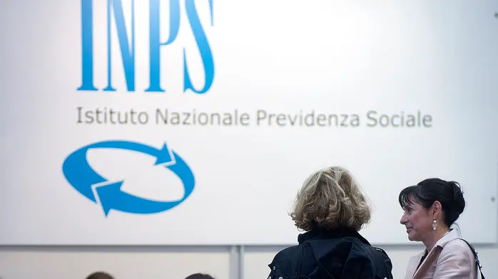 17/05/2012 Roma, in corso alla Fiera di Roma il Forum della PA 2012. Nella foto lo stand dell' INPS Istituto Nazionale della Previdenza Sociale