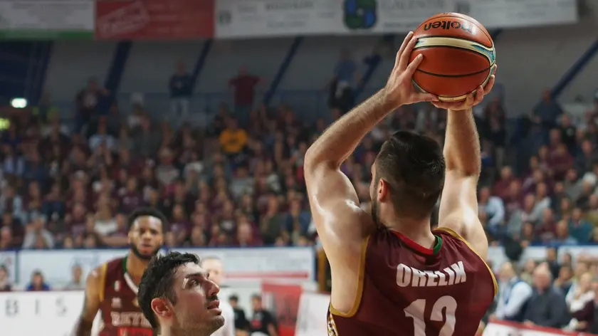 Foto Agenzia Candussi/Scattolin/Palasport Taliercio / Reyer Venezia vs Aek Atene, nella foto Orelik