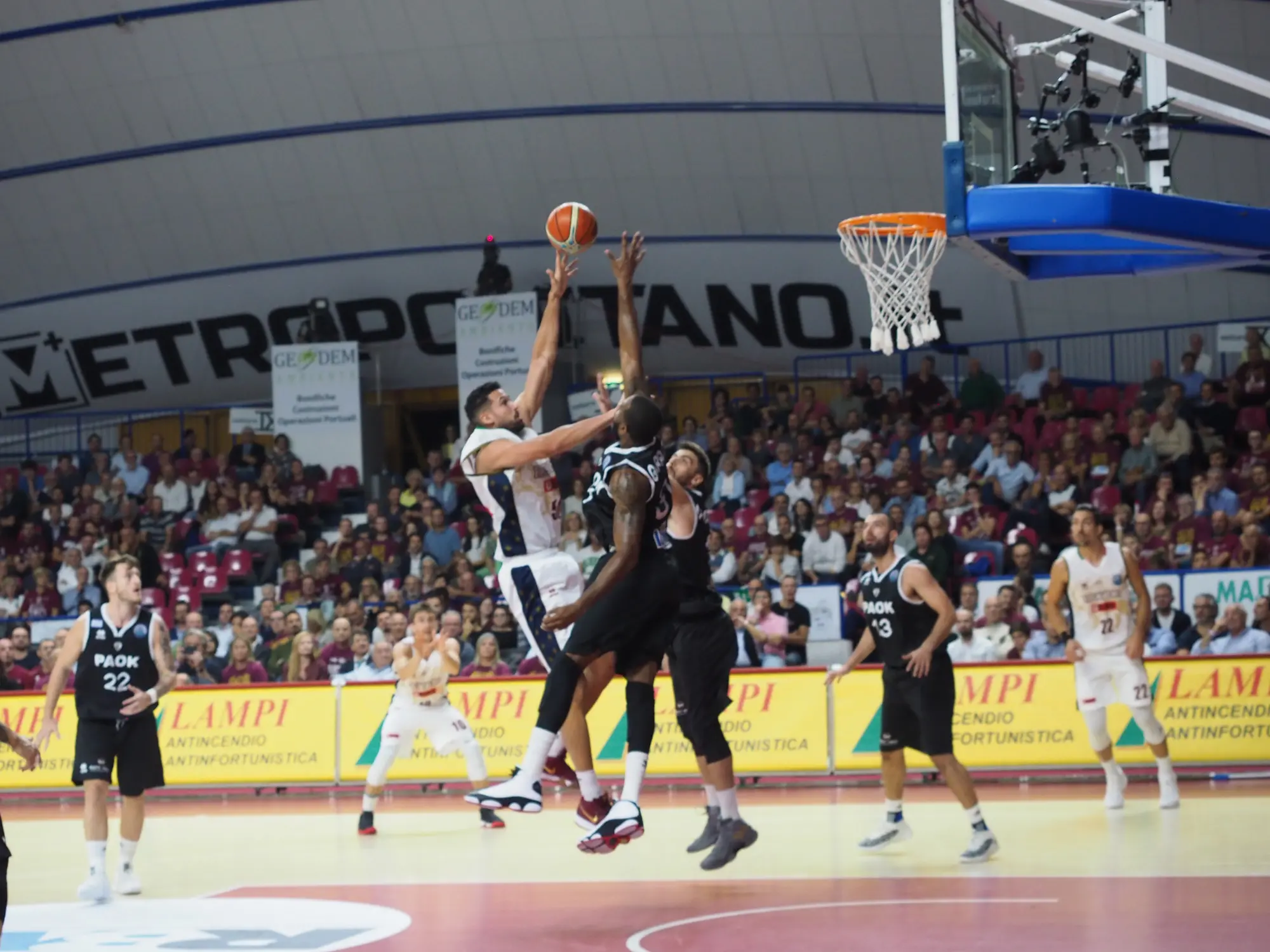 Foto Agenzia Candussi/Cruccu/Palasport Taliercio, Mestre / Umana Reyer vs Paok, Mitchell Watt