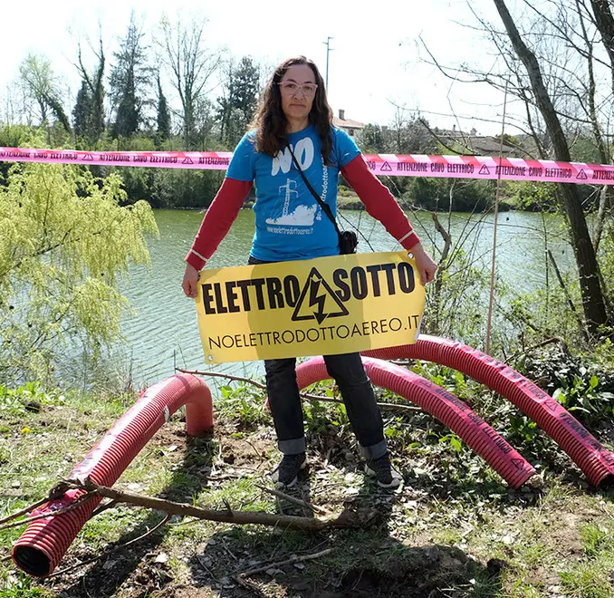 DORO-FOTOPIRAN-VIGONOVO-PROTESTA ELETTRODOTTO