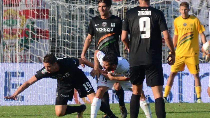 Interpress/Mazzega Venezia, 08.10.2017.- Calcio Venezia - Carpi.- Nella foto Geijo