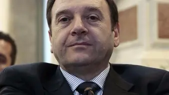 Il sindaco di Marcon Pierantonio Tomasi e a destra Ivano De Marchi