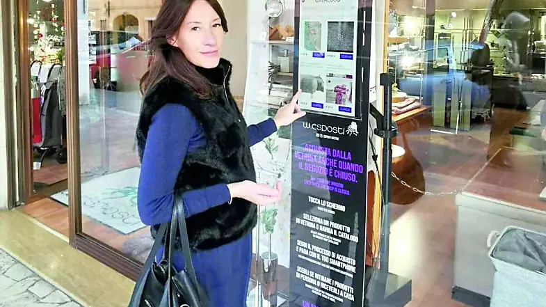 A Mestre la merce si sceglie dalla vetrina del negozio