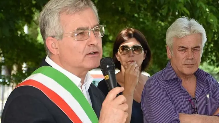 COLUCCI - DINO TOMMASELLA - ERACLEA - IL PREFETTO CUTTAIA CON IL SINDACO TALON INCONTRA LA POPOLAZIONE SUL PROBLEMA DEI PROFUGHI