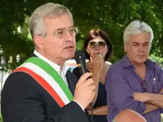 COLUCCI - DINO TOMMASELLA - ERACLEA - IL PREFETTO CUTTAIA CON IL SINDACO TALON INCONTRA LA POPOLAZIONE SUL PROBLEMA DEI PROFUGHI