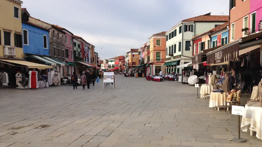 Una Burano deserta nella foto inviata dal consorzio di Bressanello