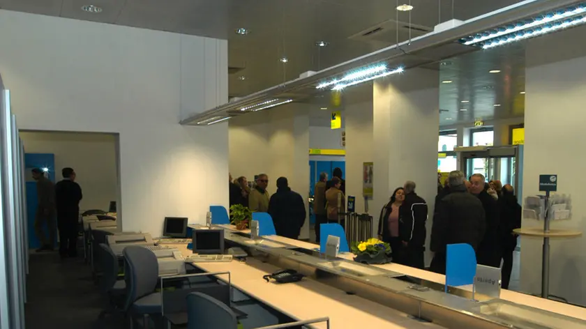 F.GAVAGNIN APERTO IL RESTAURATO UFFICIO POSTALE DI SAN DONA