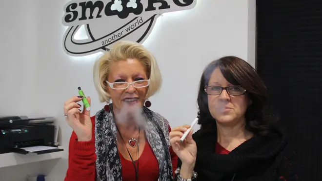 Negozi di sigarette elettroniche a Mestre: Smoke in via Carducci, le commesse Cinzia e Daniela