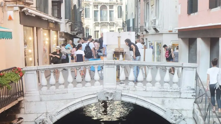 Interpress/M.Tagliapietra Venezia 12.07.2017.- Riaperto il ponte dei baretteri.