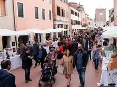 Foto Agenzia Candussi/Morsego/Mestre, via Palazzo/ Mercatino dei Portici